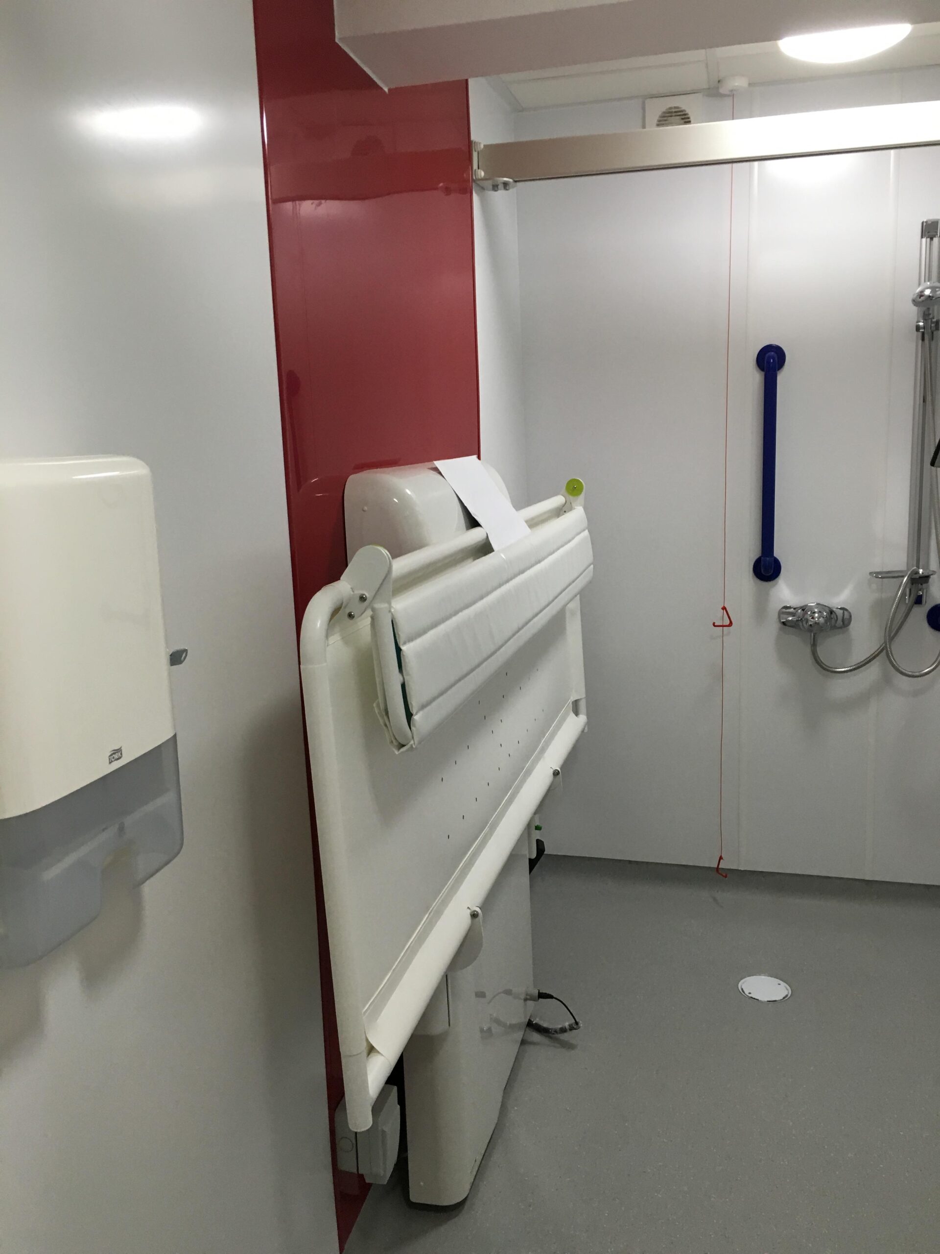 fully equipped, accessible wet room